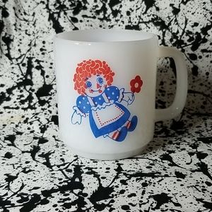 Vintage Raggedy Ann & Andy Mug